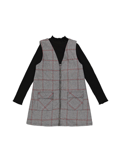 Plaid pinafore -mekko ja paita