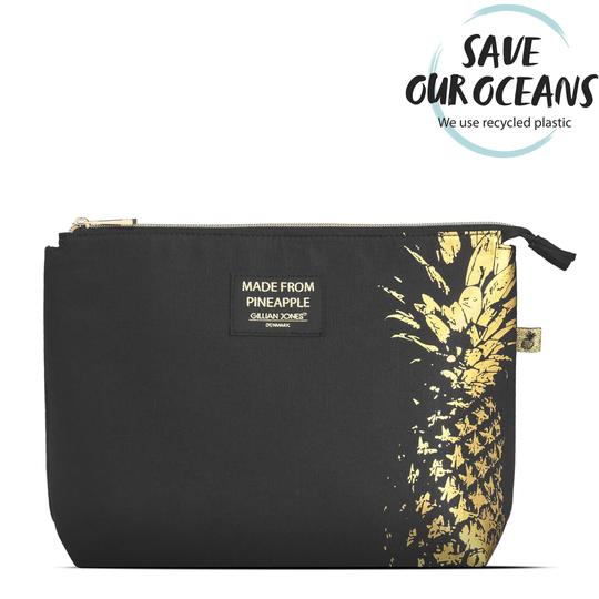 Gillian Jones - Cosmetic Bag in Black