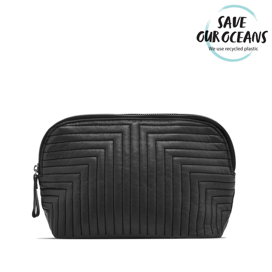 Gillian Jones - Quiltet Skin Clutch