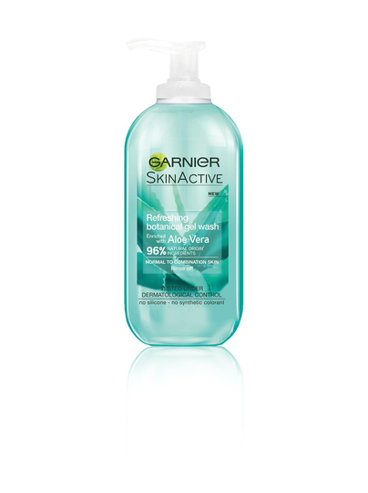Skin active aloe vera -raikastava puhdistusgeeli 200 ml