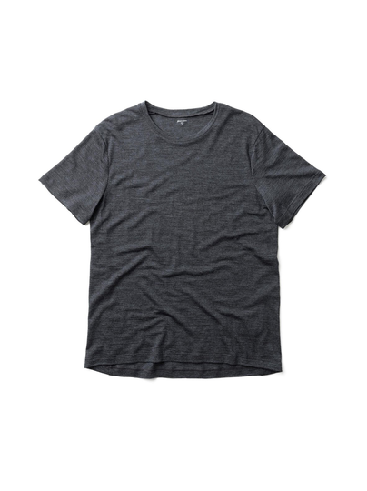 M's activist tee -paita